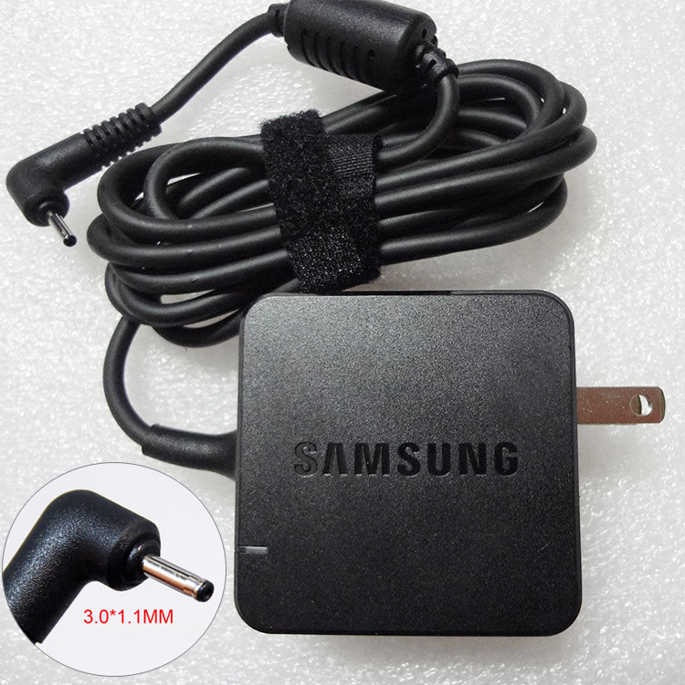 Replacement Adapter for Samsung 110S1K Adapter